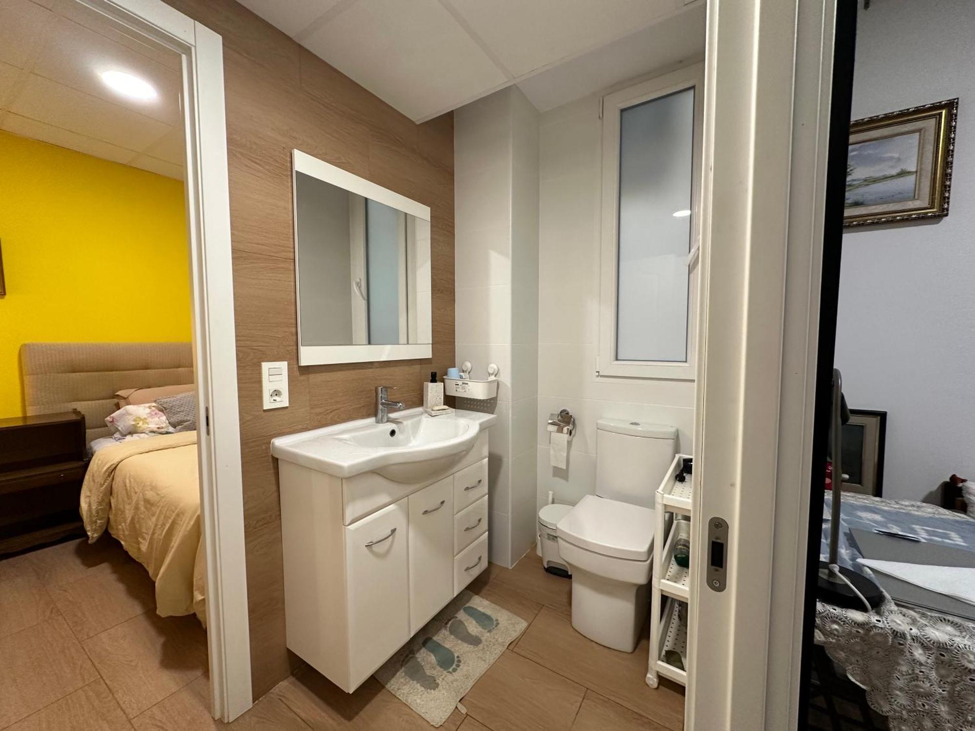 Mirador 2 Del Mercado Central - Habitacion Con Bano Privado En El Centro De La Ciudad Vella Valencia Kültér fotó