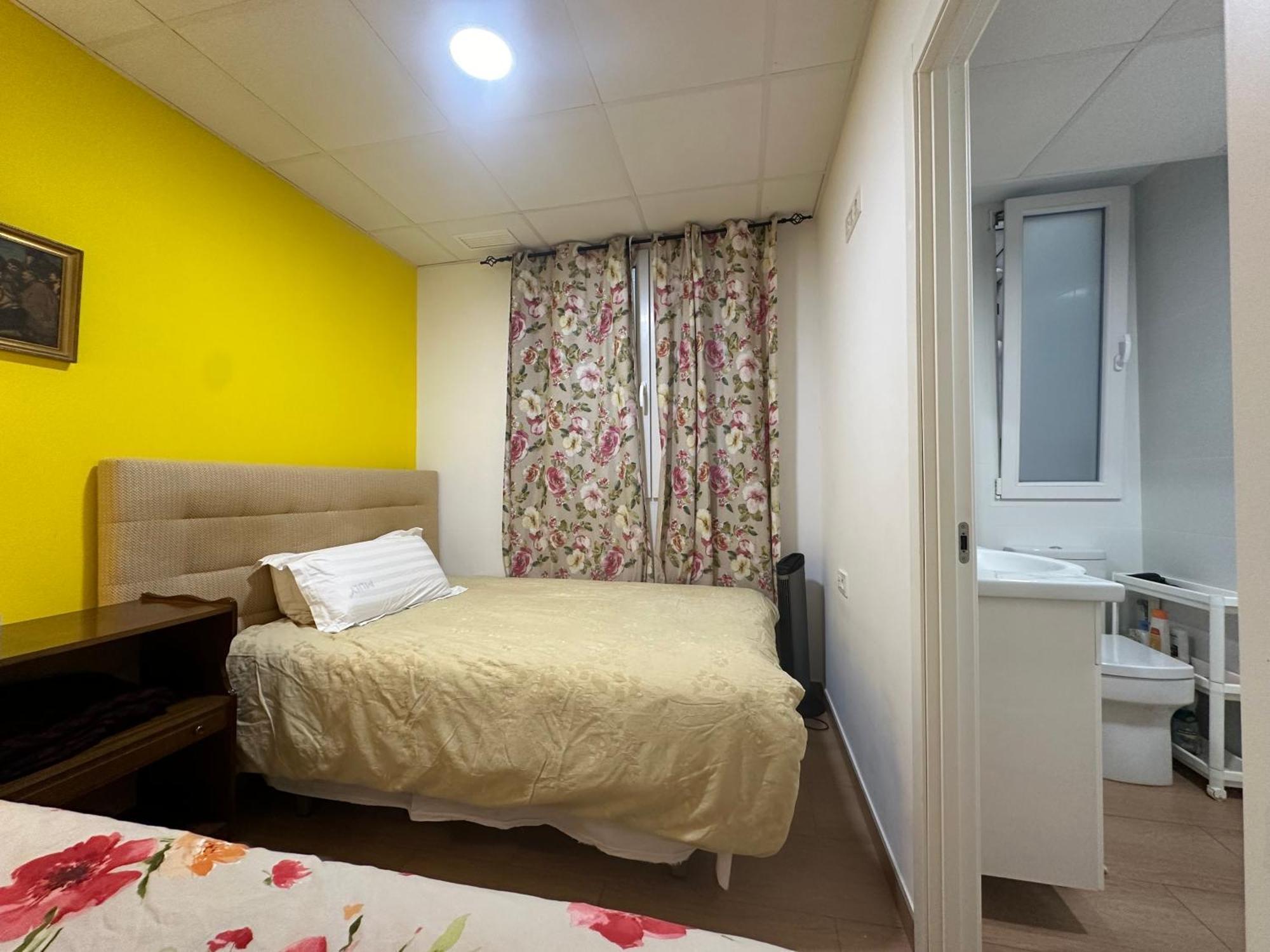 Mirador 2 Del Mercado Central - Habitacion Con Bano Privado En El Centro De La Ciudad Vella Valencia Kültér fotó