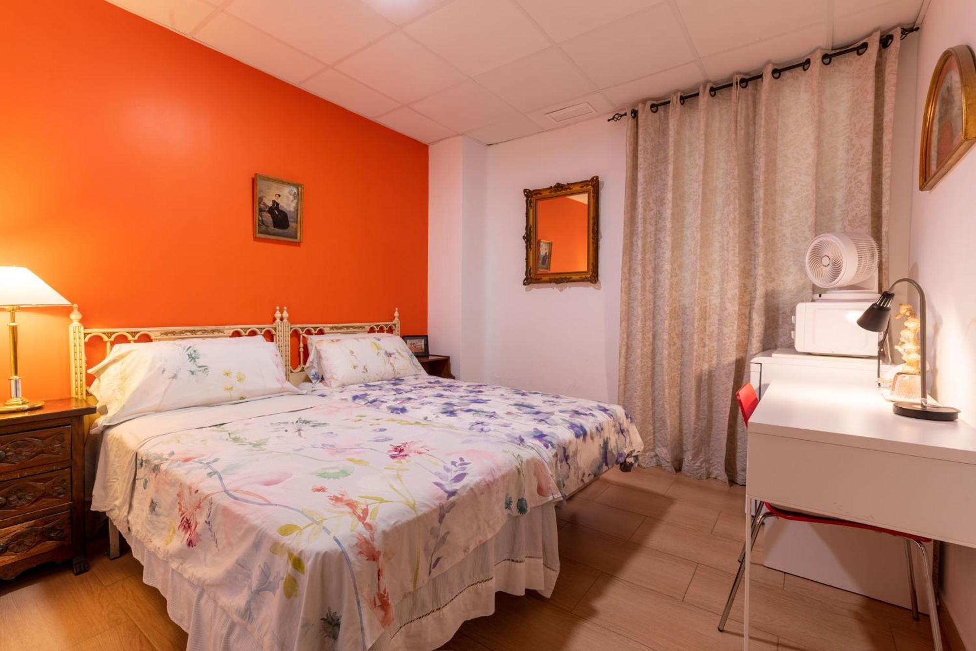 Mirador 2 Del Mercado Central - Habitacion Con Bano Privado En El Centro De La Ciudad Vella Valencia Kültér fotó